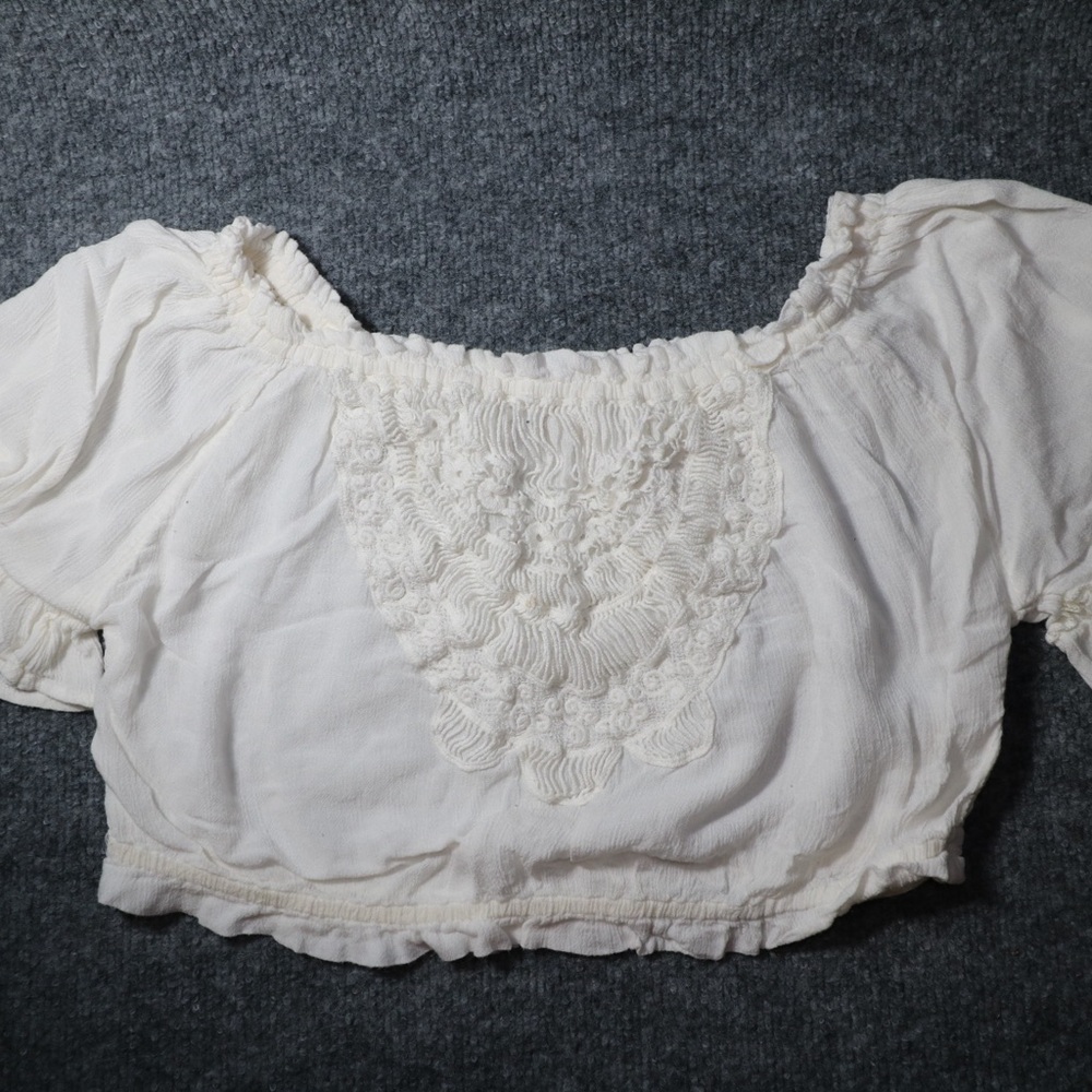 Elegant White Off the Shoulder Women's Ruffle crop top
